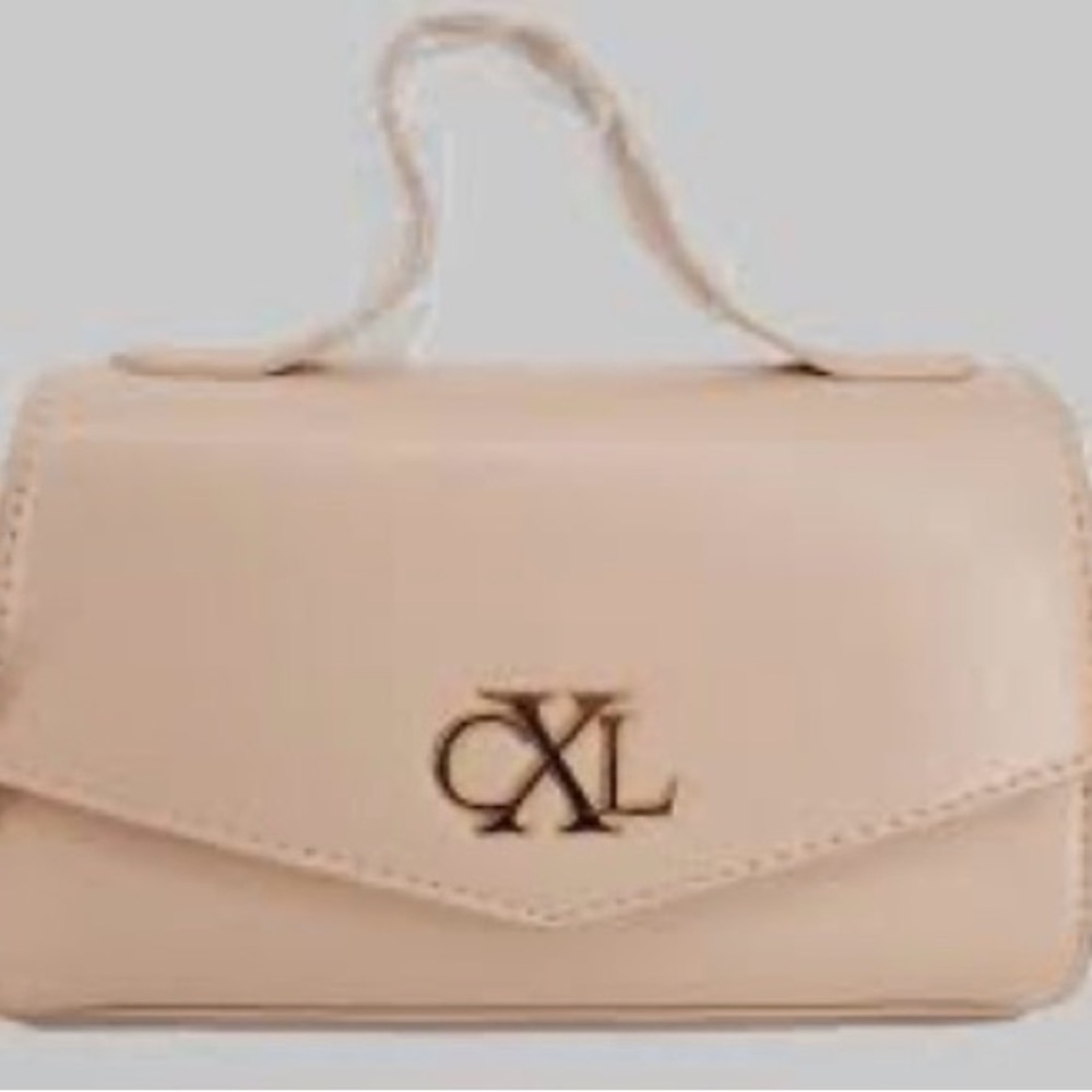 CXL Laine Matte Patent Crossbag Color: Panna Cotta
